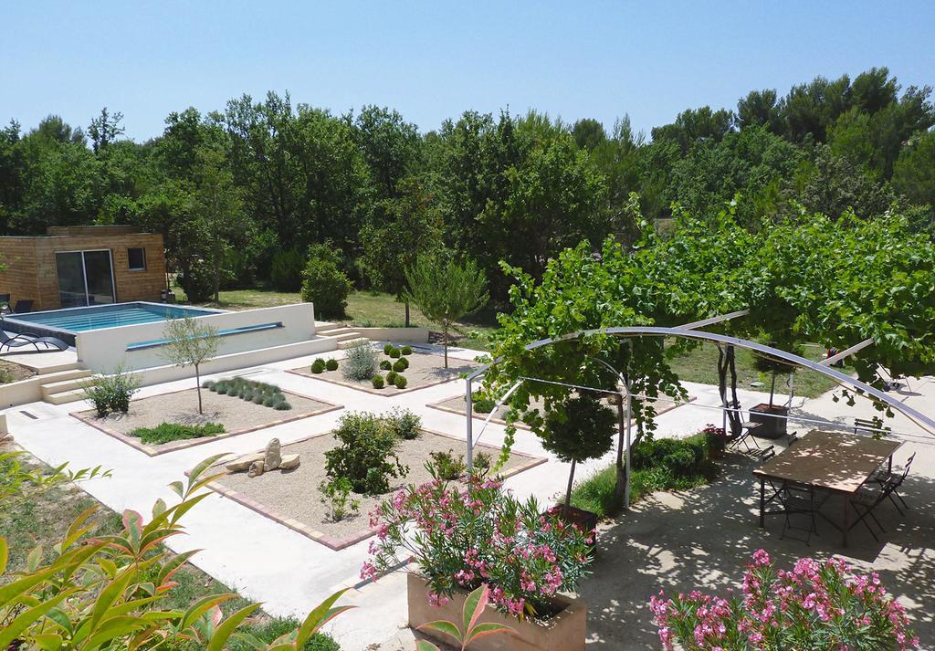 Bed and Breakfast Le Mas De Pie Caud Rognes Exterior foto