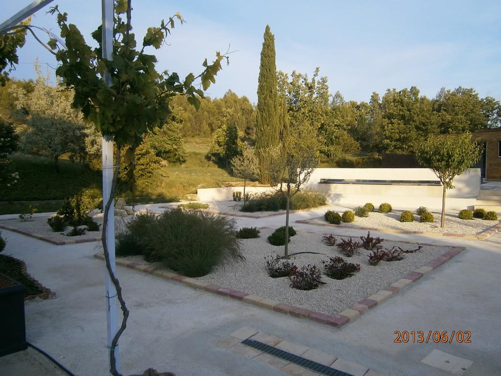 Bed and Breakfast Le Mas De Pie Caud Rognes Exterior foto
